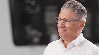 Geschäftsbereichsleiter HYDAC Produktionstechnik GmbH Christof Romp im Interview